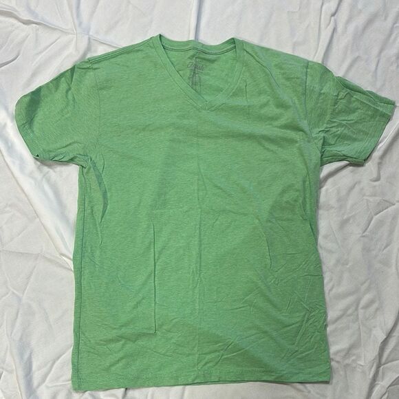 Men's Green V-Neck T-Shirt - Picture 1 of 3